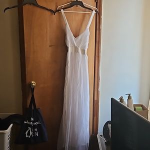 White floor length dress size 18/20